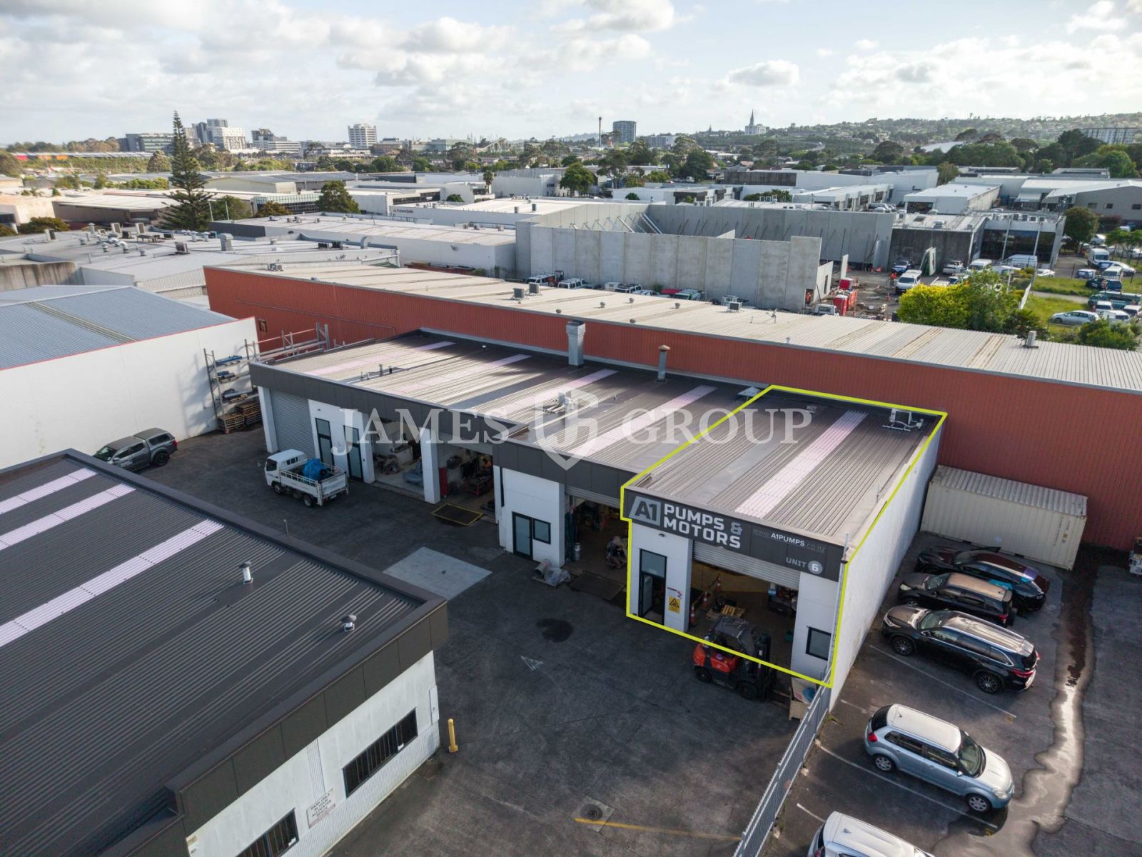 Gantry Crane-equipped Unit In Prime Wiri Location