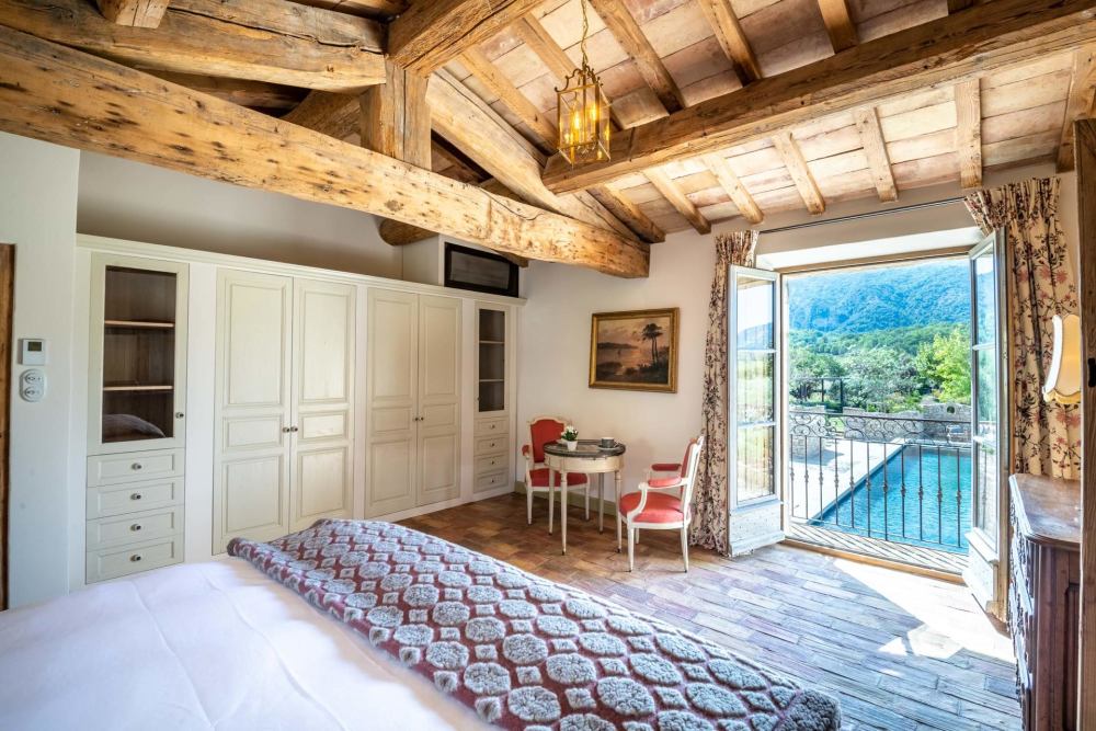 Photographs of Domaine du Lys villa in Provence - Image 28 of 45