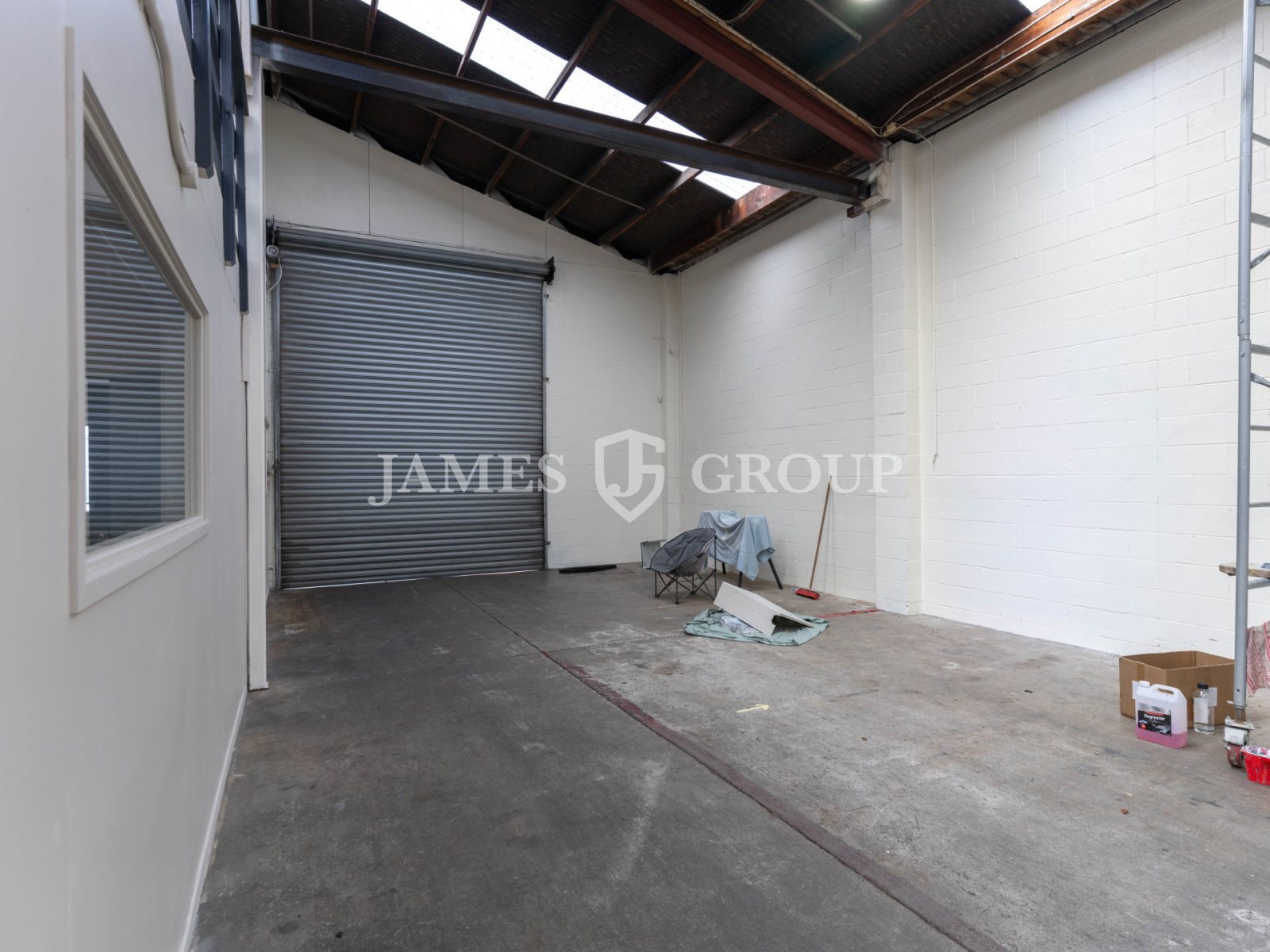 Versatile 427m² Industrial + Front Yard