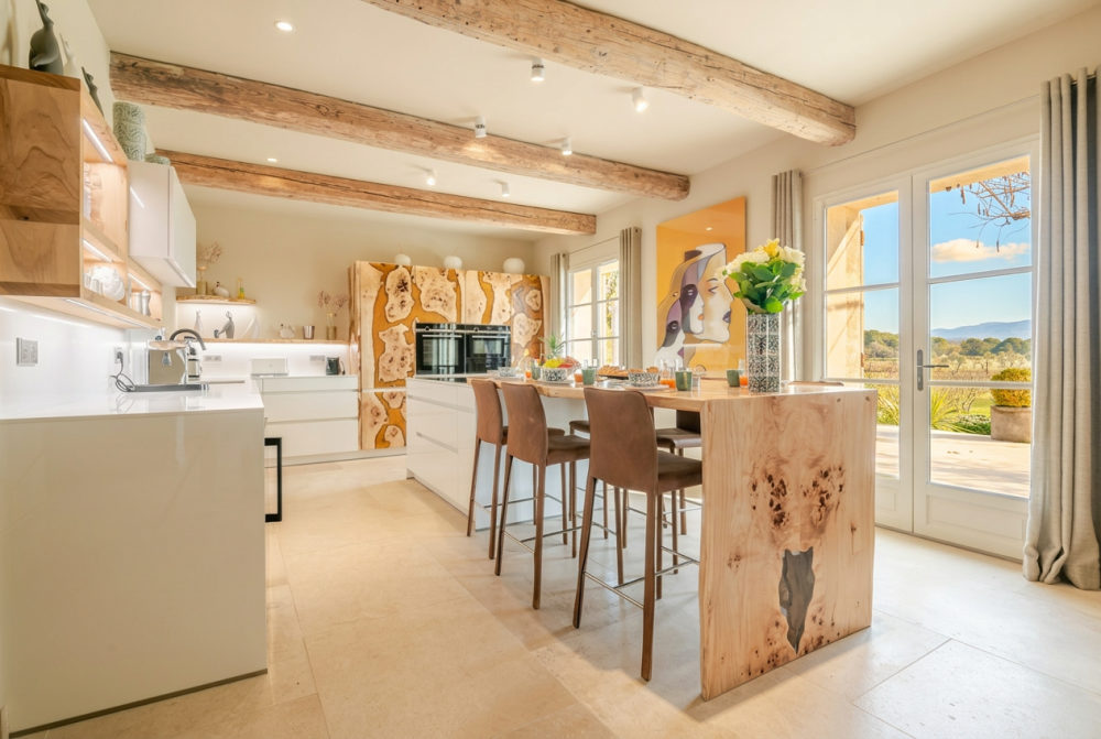 Photographs of Mas des Sources villa in Provence - Image 10 of 41