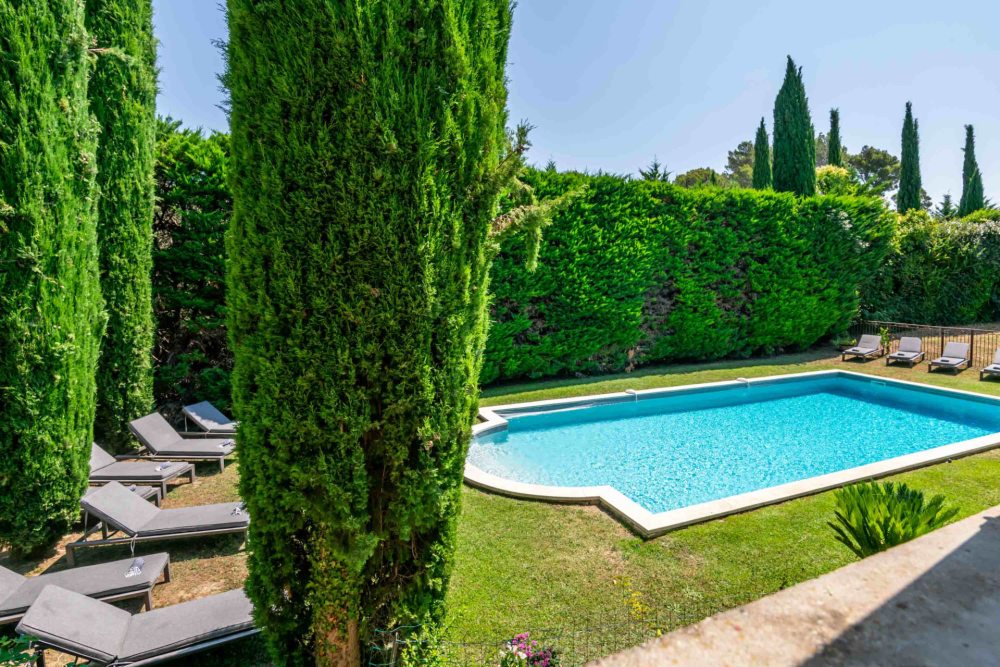 Photographs of Le Mas de Gancel villa in Provence - Image 17 of 41