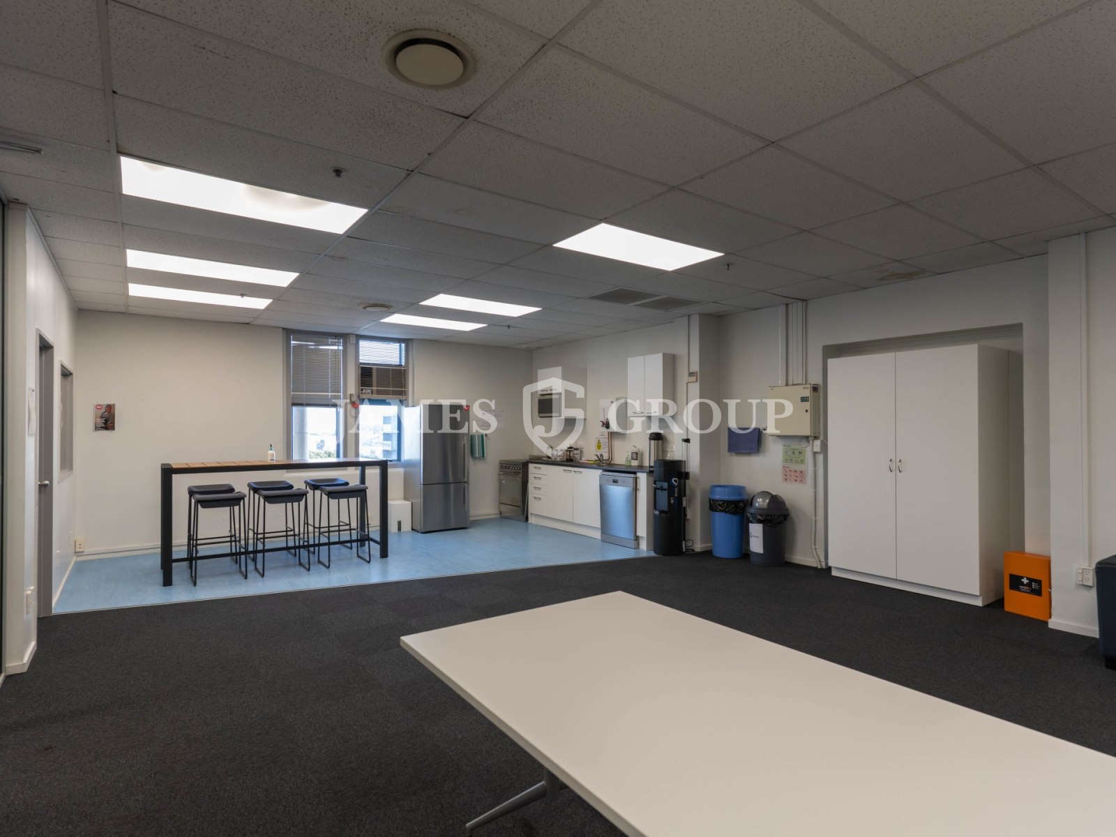 Prime 268m² Office With Parking