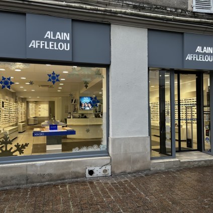 Magasin Opticien 6 place Saint Cyran 36000 CHÂTEAUROUX