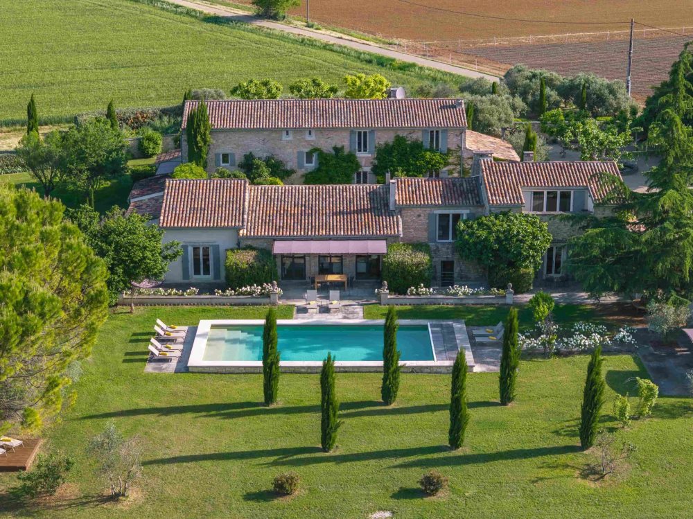 Photographs of Le Mas des Lavandins villa in Provence - Image 2 of 53