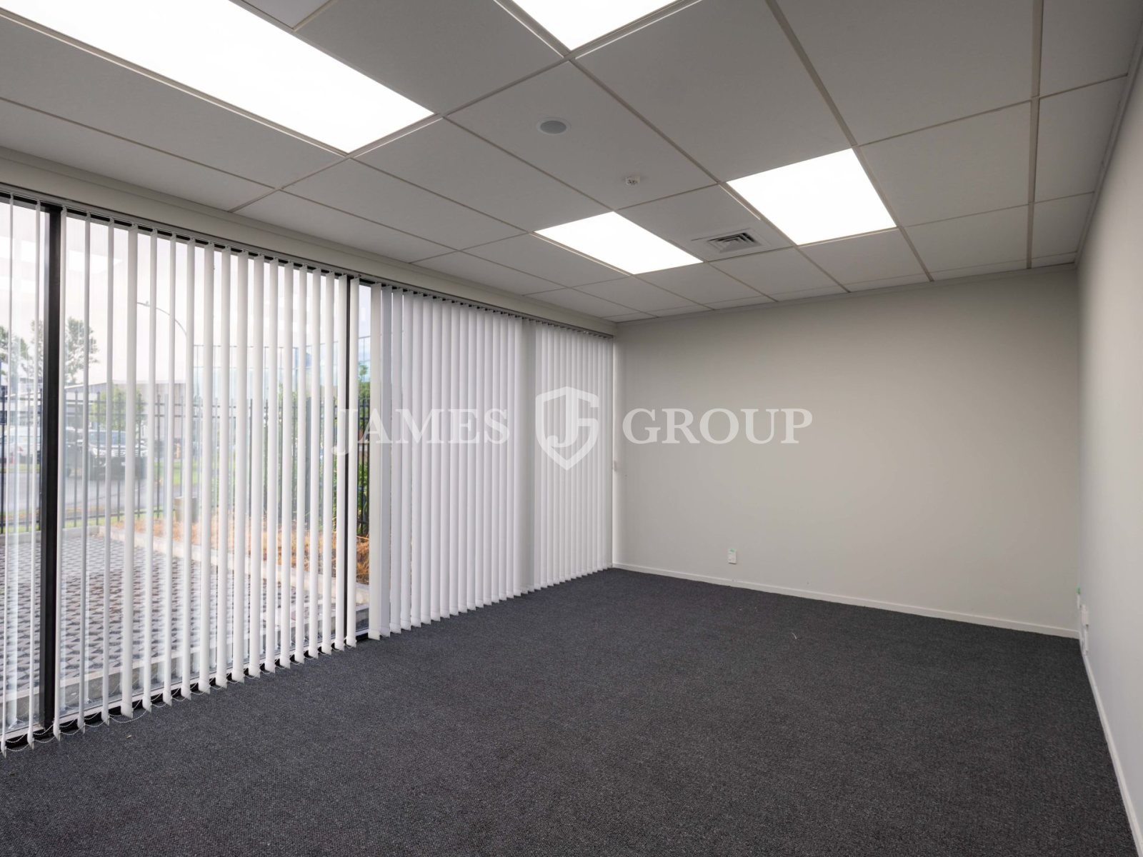 A-grade 1,601m² | Supreme Highway Visibility