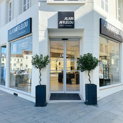 Magasin Opticien 2-4 place du Marché - 16 rue du Marché 77120 COULOMMIERS