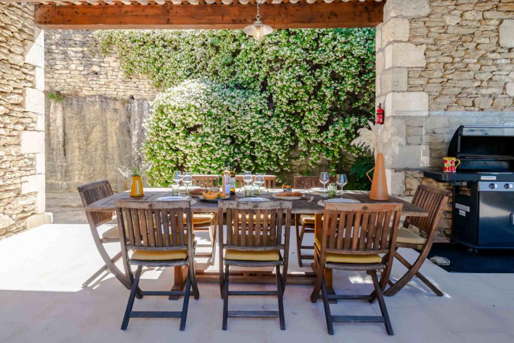 Photographs of Le Repaire de Gordes villa in Provence - Image 24 of 28