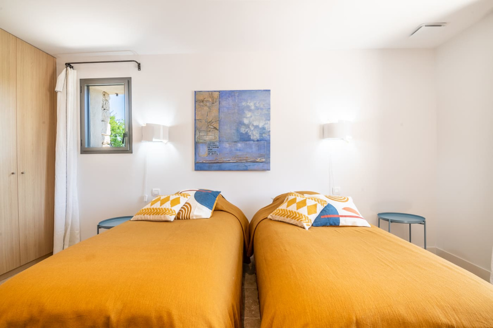 Photographs of La Belle Vie villa in Provence - Image 18 of 33