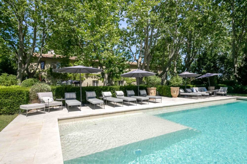 Photographs of Domaine de Beau-Fleurs villa in Provence - Image 25 of 45