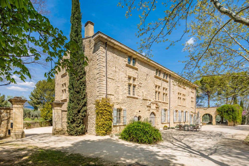 Photographs of Chateau de Sannes villa in Provence - Image 39 of 61