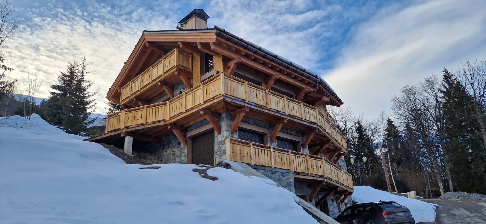 4 bed Chalet For Sale in Three Valleys, French Alps