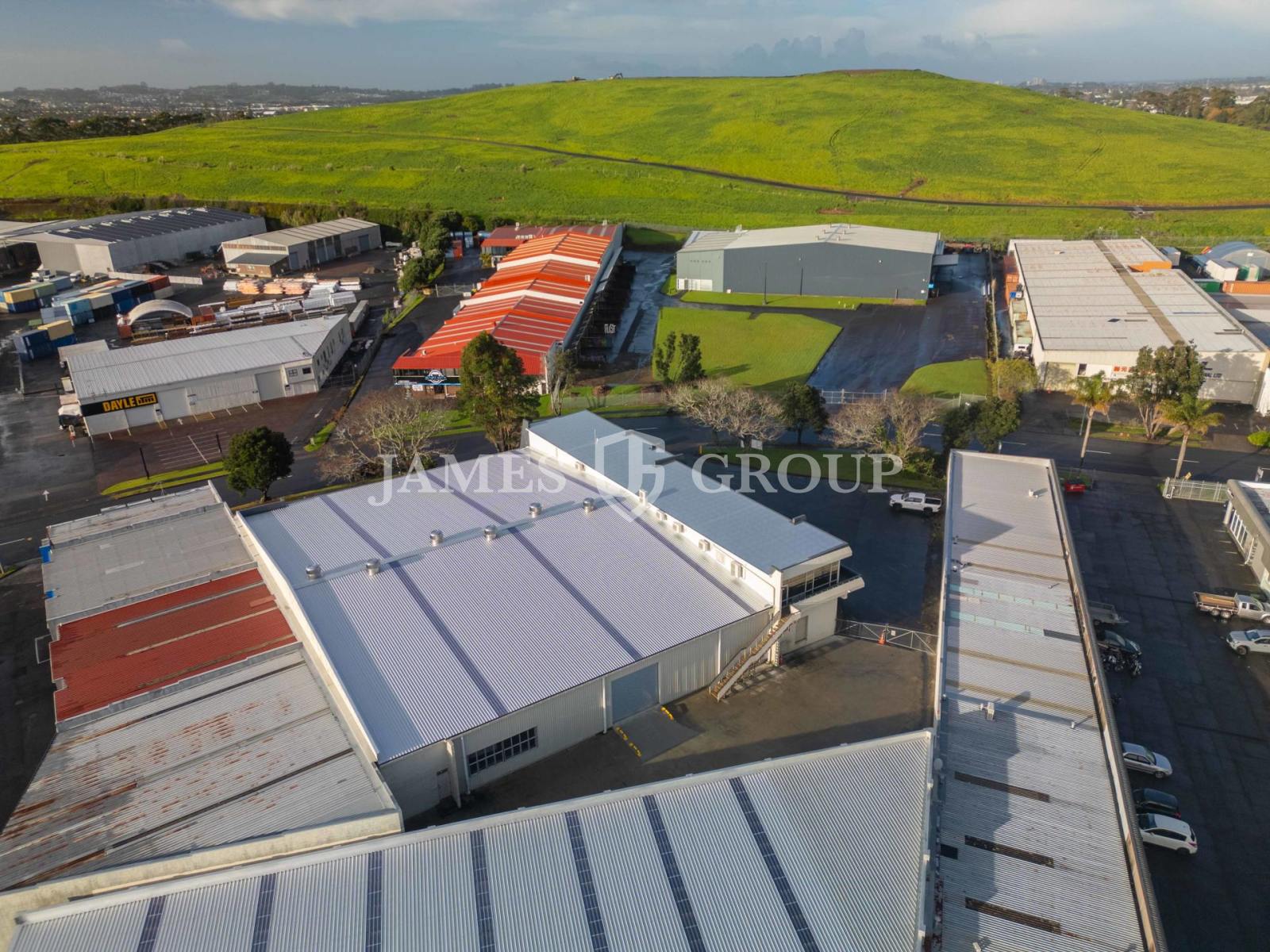 High-profile & Refurbished Corner Site | 2,000m²