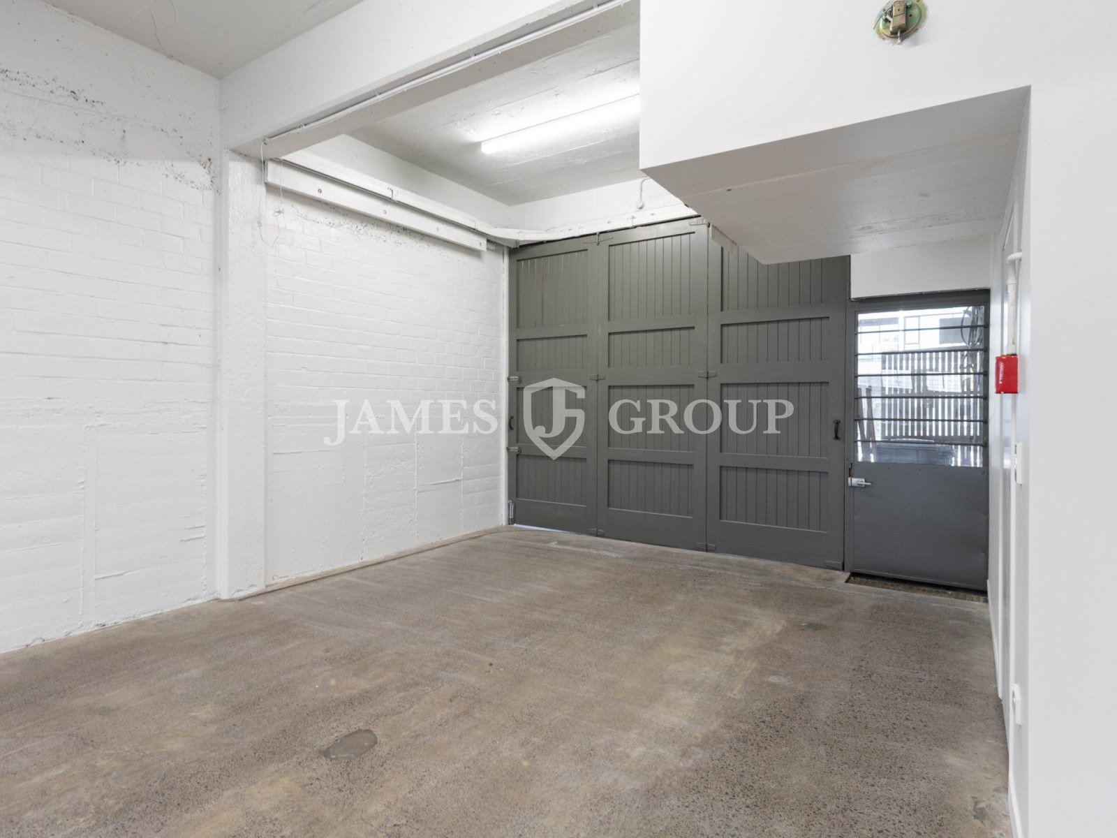 Showroom Excellence – Brand New Refurb