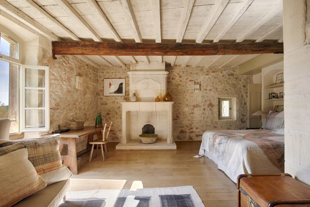 Photographs of L’Aqueduc villa in Provence - Image 16 of 37