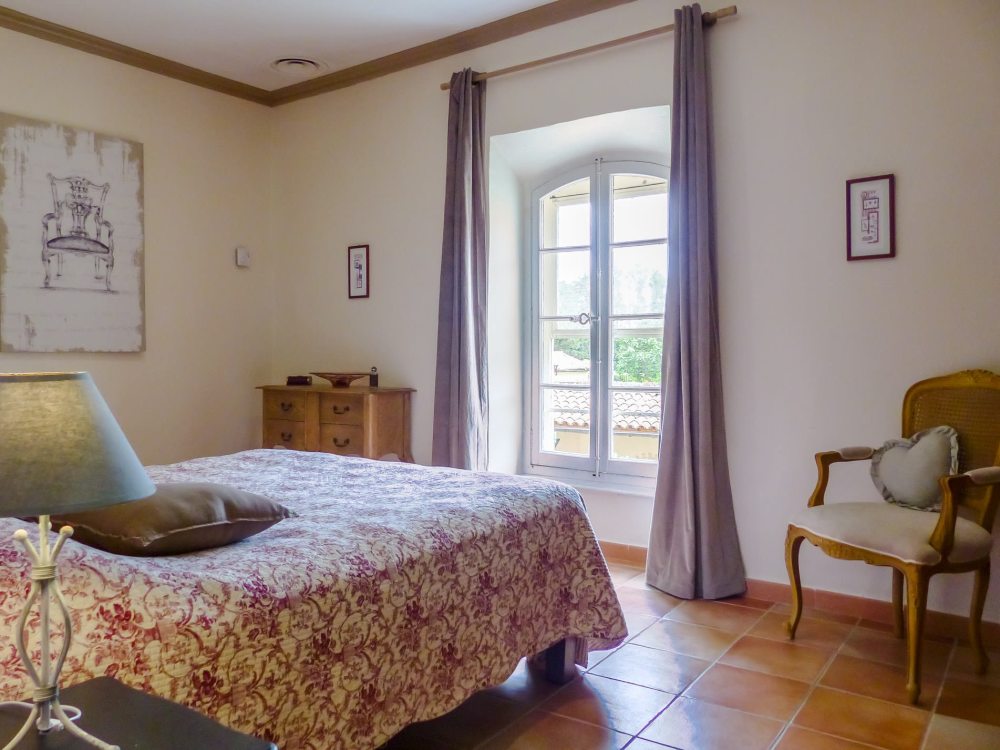 Photographs of Chateau Rhone Provence villa in Provence - Image 23 of 52