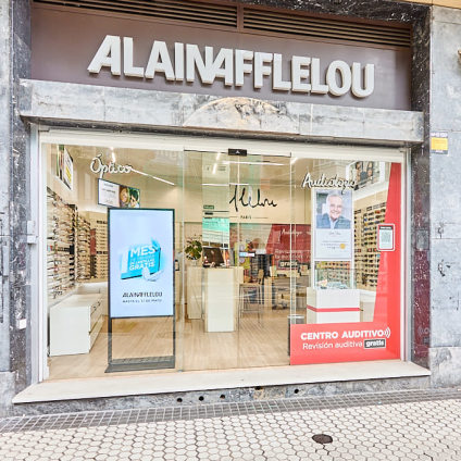 Tienda Óptico Secundino Esnaola Kalea, 1 20001 Donostia