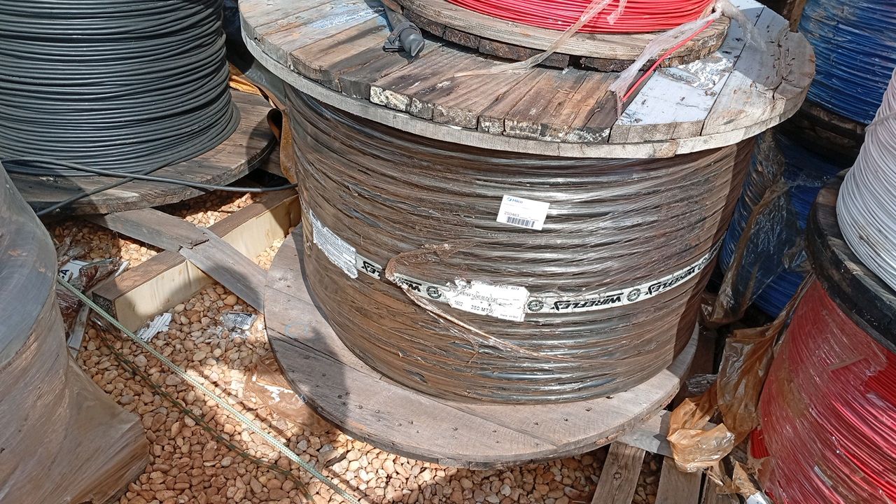 Wireflex Flat Rubber Cable 4x10.00mm² 350m