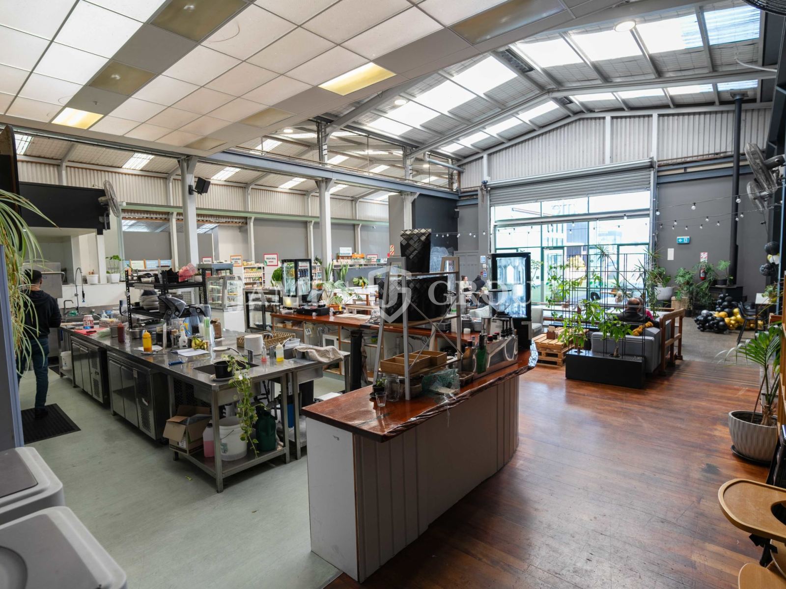 1,750sqm Prime New Lynn Warehouse + Large Yard