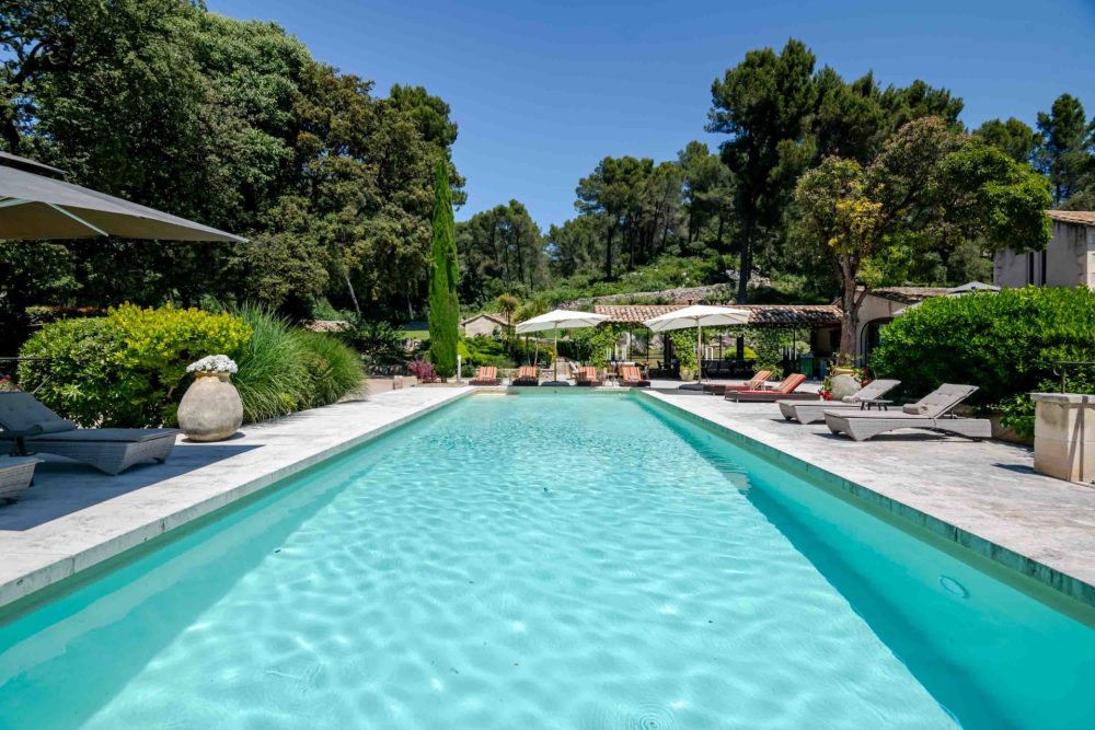Photographs of Mas de la Tourelle villa in Provence - Image 2 of 55