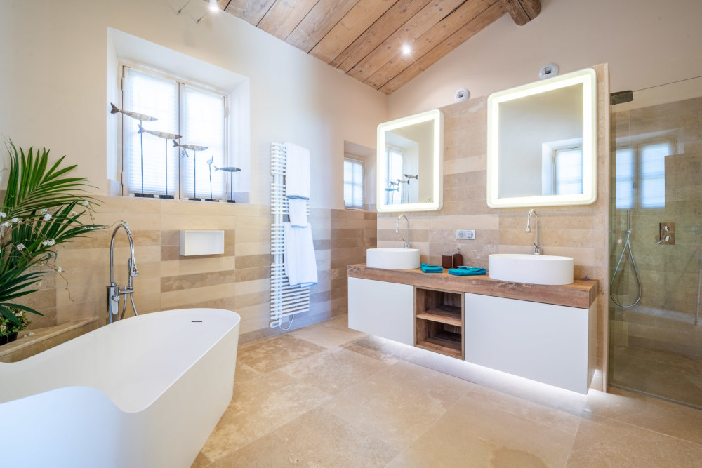 Photographs of Mas la Boheme villa in Provence - Image 32 of 44