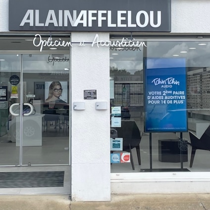 Magasin Opticien 5 rue Duguesclin 35170 BRUZ intérieur