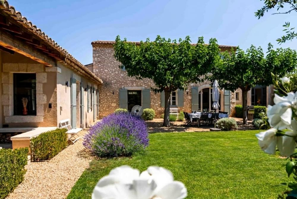 Photographs of Villa Symphonie villa in Provence - Image 33 of 41