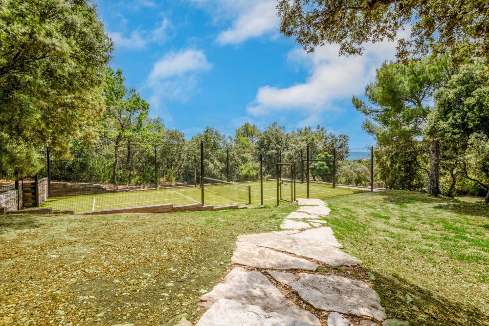Photographs of Le Hameau de Sénanque villa in Provence - Image 58 of 60