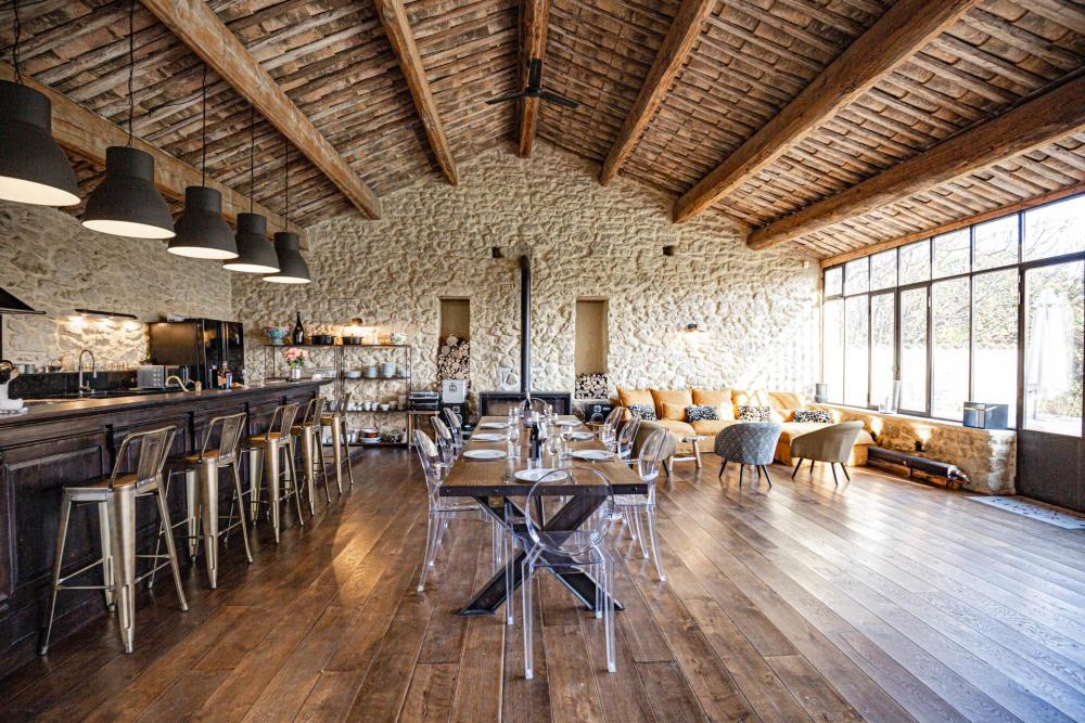 Photographs of Mas de la Sorgue villa in Provence - Image 6 of 45