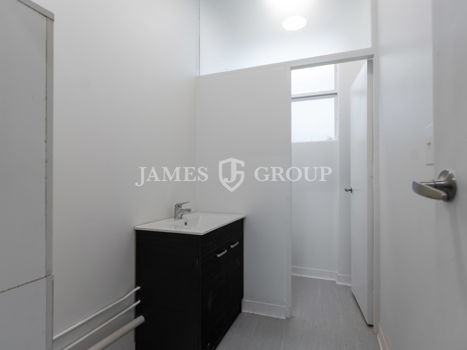Showroom Excellence – Brand New Refurb