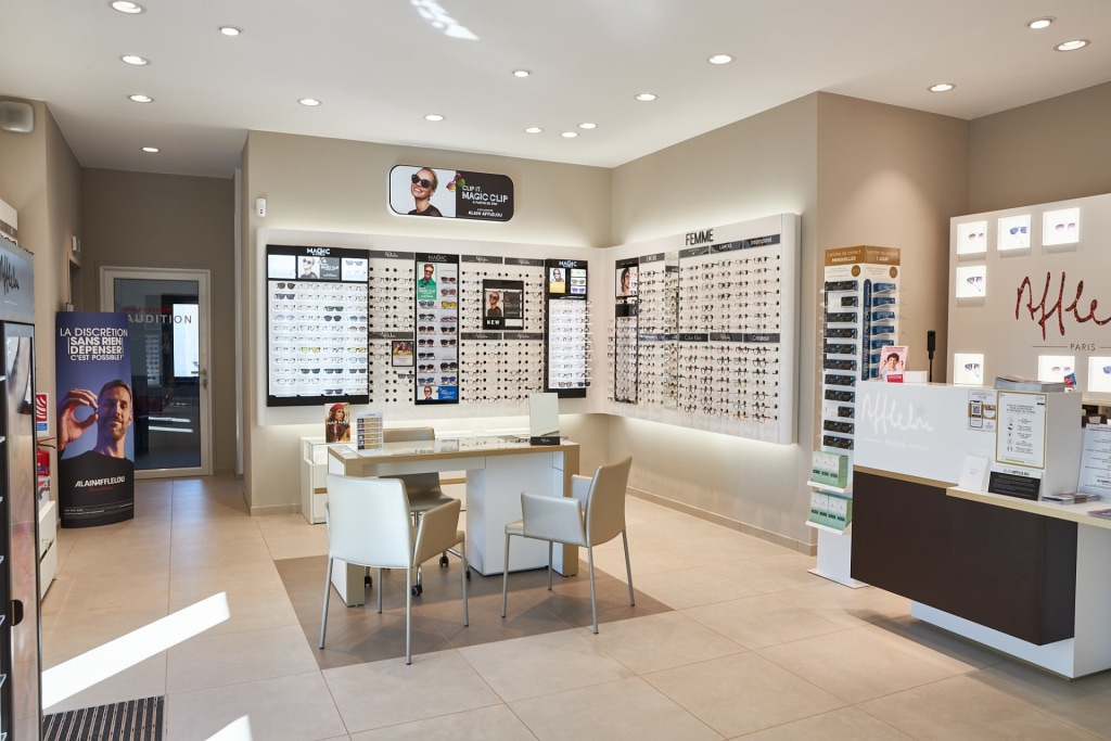 Magasin audioprothesiste 1990 route Nationale N°7 83340 LE CANNET-DES-MAURES intérieur