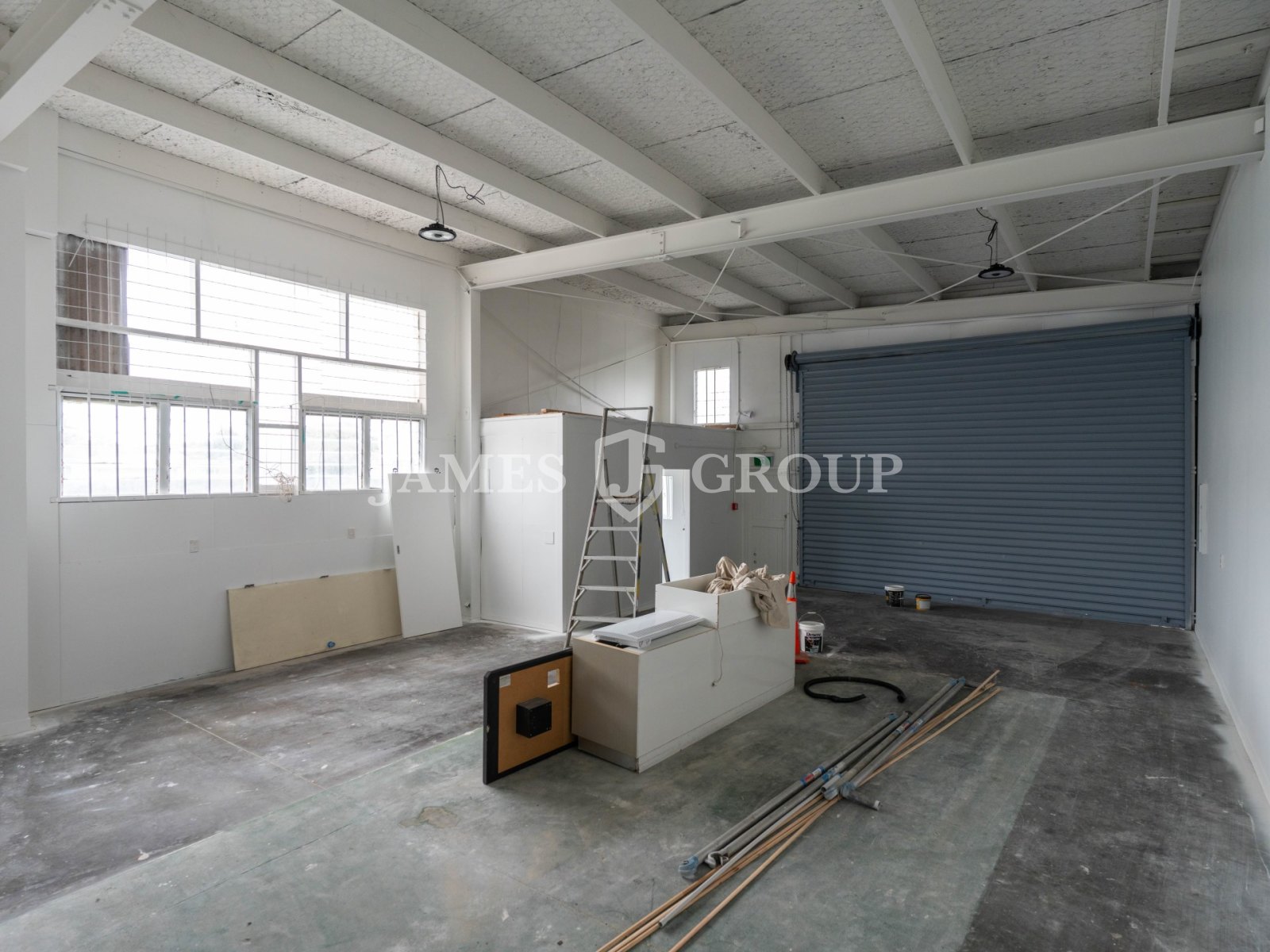 Freshly Refurbished 90m² Takanini Industrial