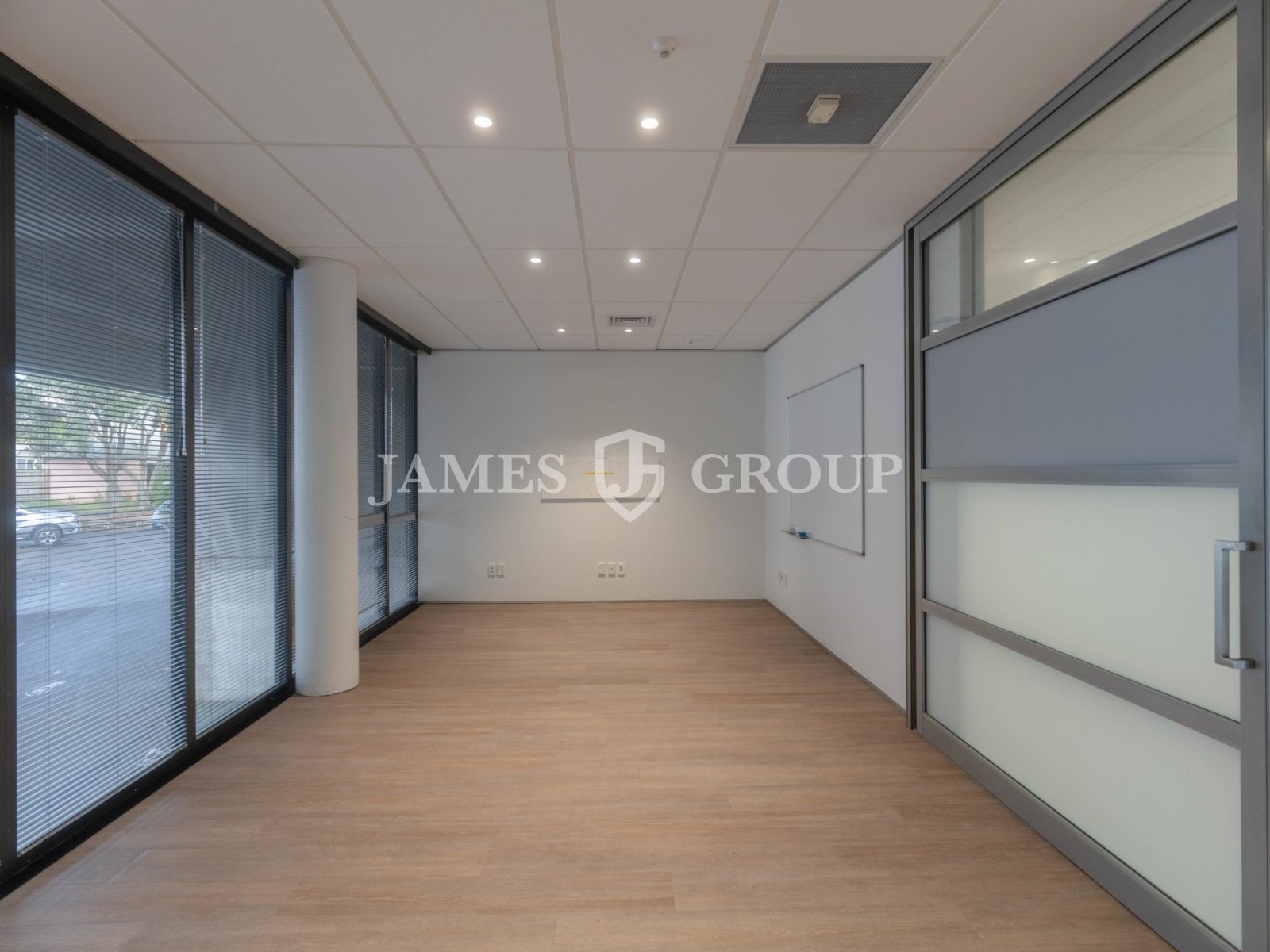 High Stud Warehouse + Modern Office In City Fringe