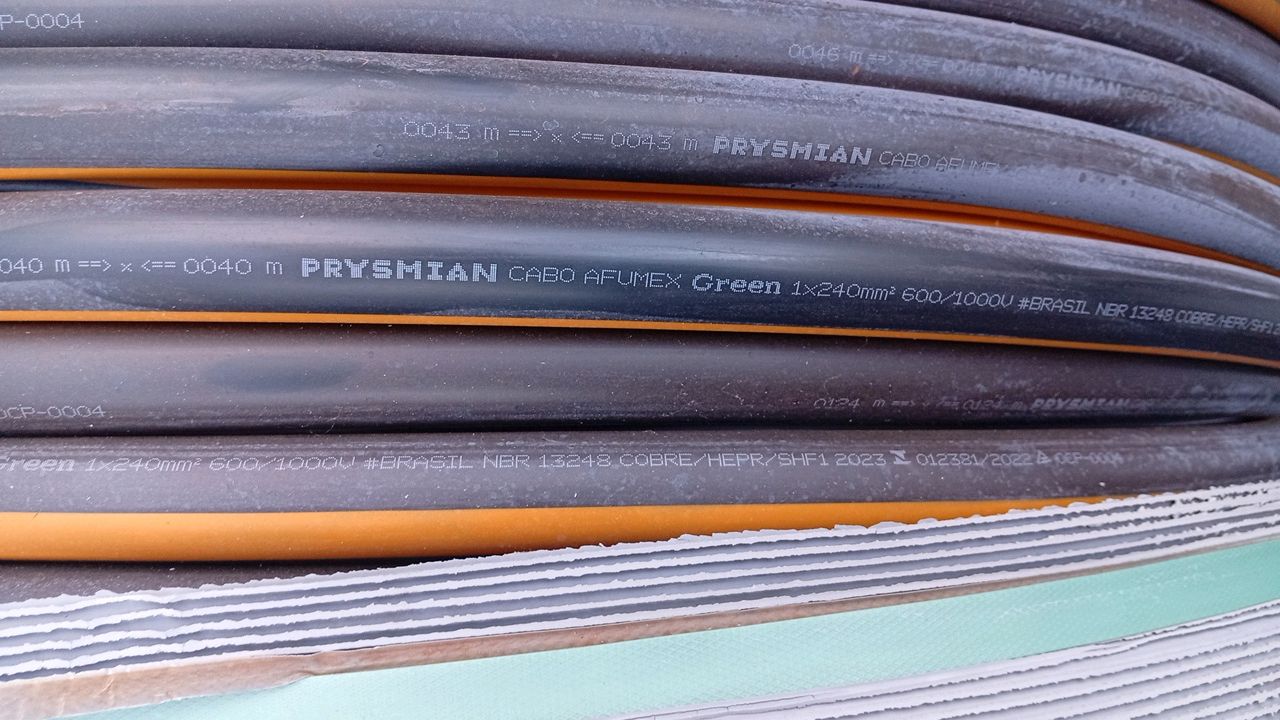 Prysmian Afumex Green Flexible Cable 1KV 1x1c 240mm² 1000m