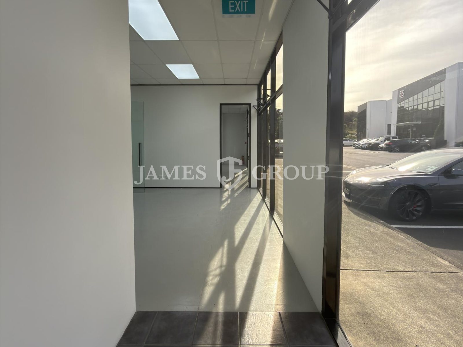 Refurbished & Ready | 590m² Penrose Unit