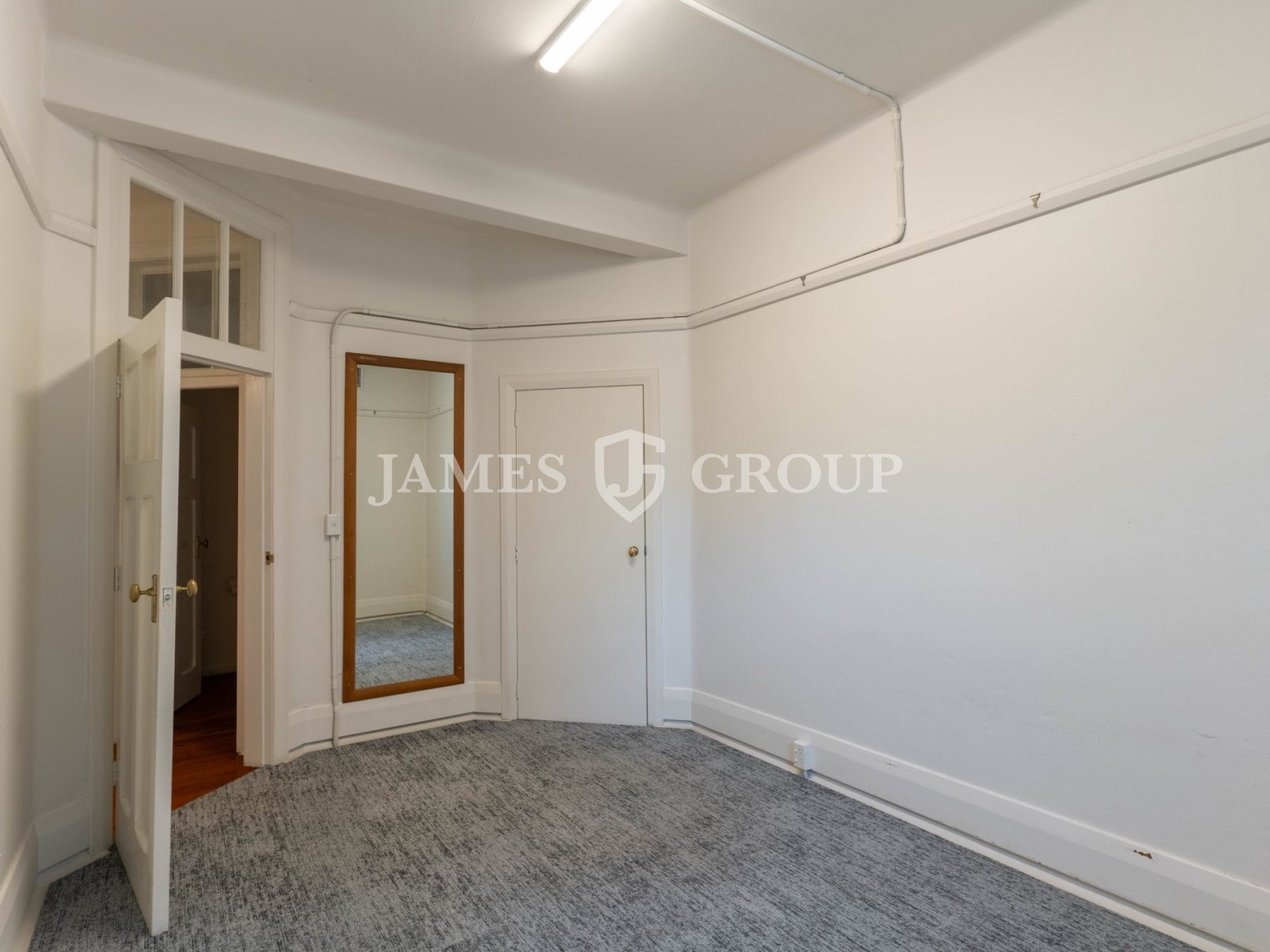 Versatile Ground Floor Space With Wooden Floors