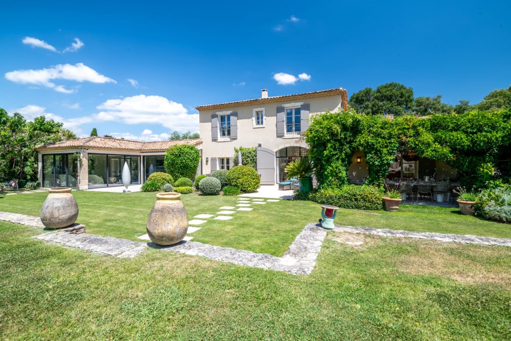 Photographs of Mas de la Caume villa in Provence - Image 49 of 52