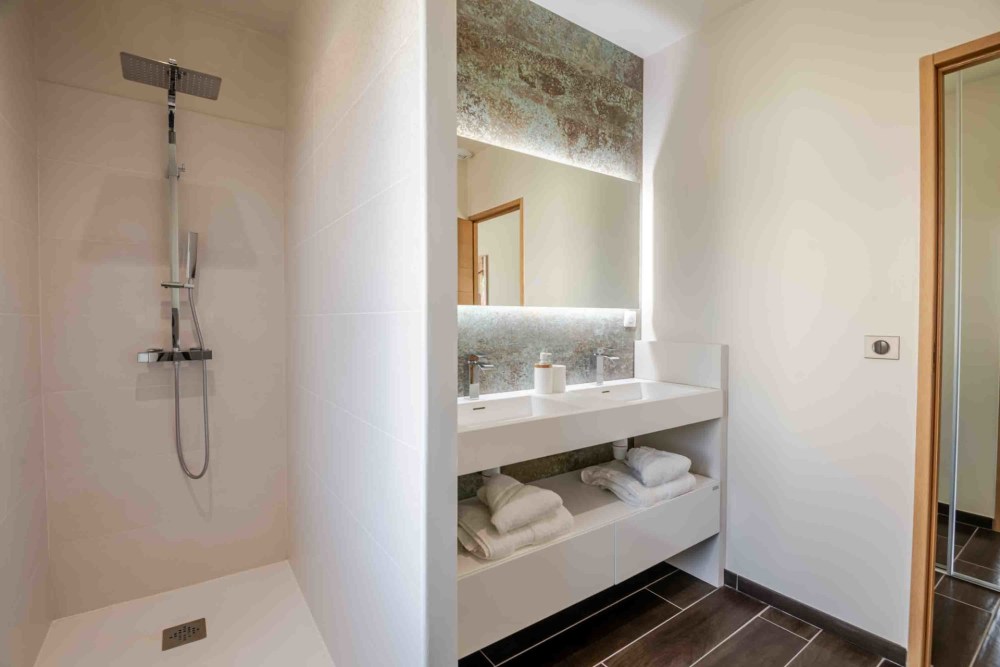 Photographs of Villa du Colibri villa in Provence - Image 21 of 35