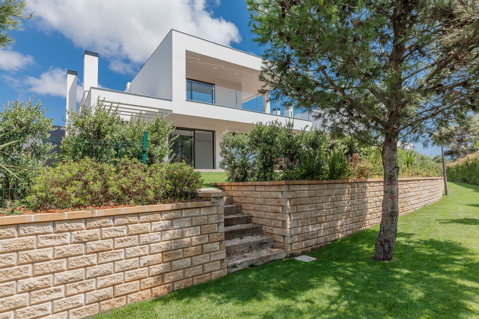 4 bed  For Sale in Cascais Municipality, Lisbon Metropolitan Area