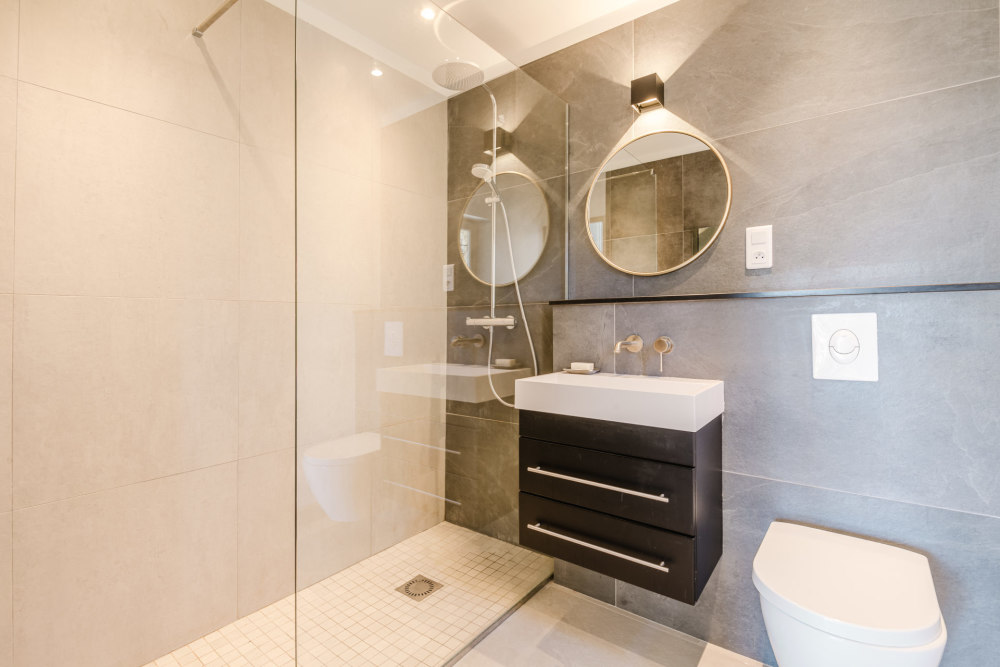 Photographs of Mas des Imberts villa in Provence - Image 16 of 48