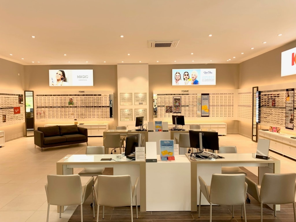 Magasin Opticien C.C. de Keringant - 2 avenue de la Résistance 22700 SAINT-QUAY-PERROS intérieur