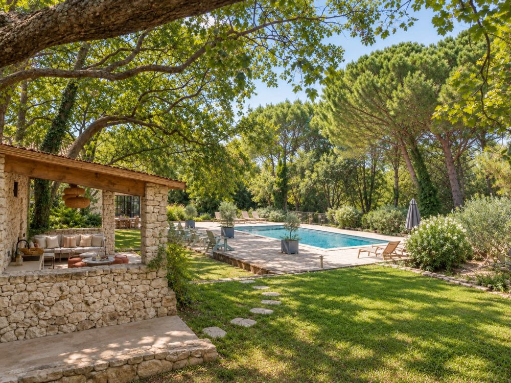 Photographs of Mas de l’Ermitage villa in Provence - Image 37 of 39