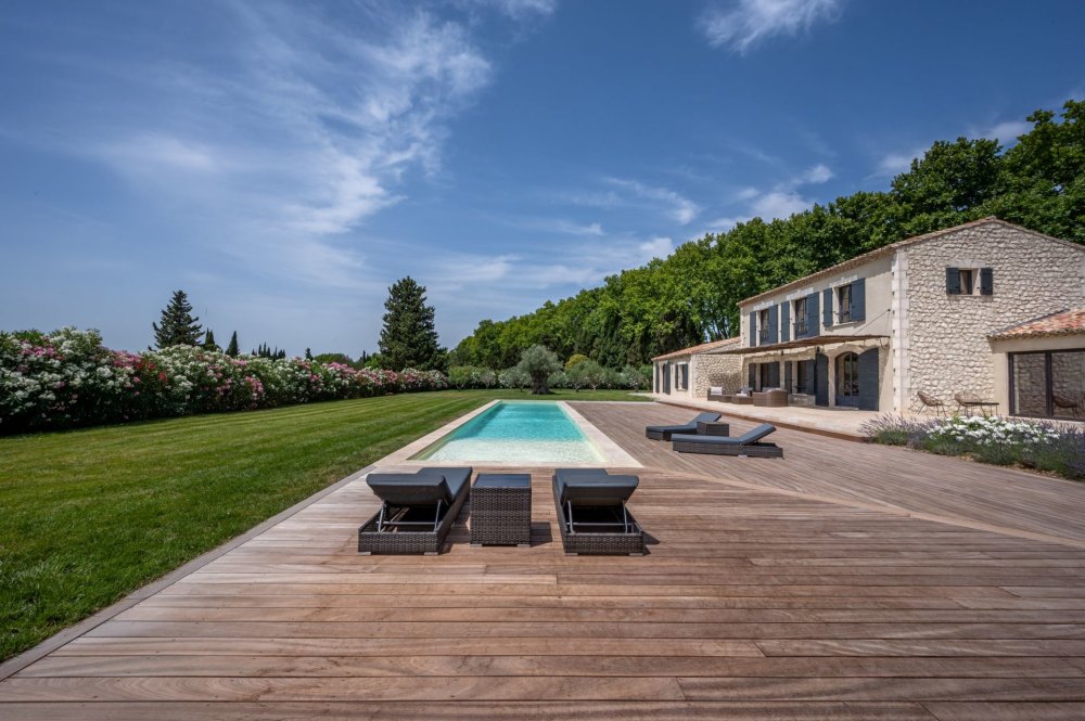 Photographs of Mas des Alizées villa in Provence - Image 16 of 33