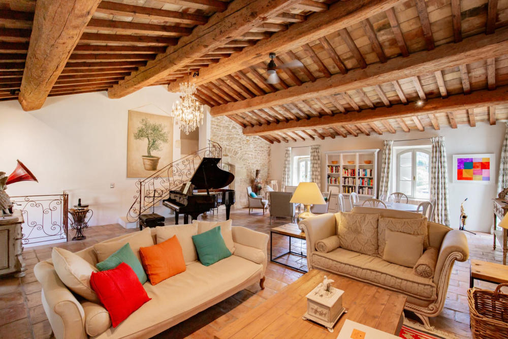 Photographs of Mas du Real villa in Provence - Image 7 of 36