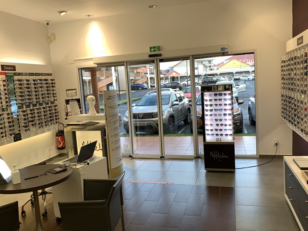 Magasin Opticien C.C. Carrefour Grand Camp 97139 ABYMES