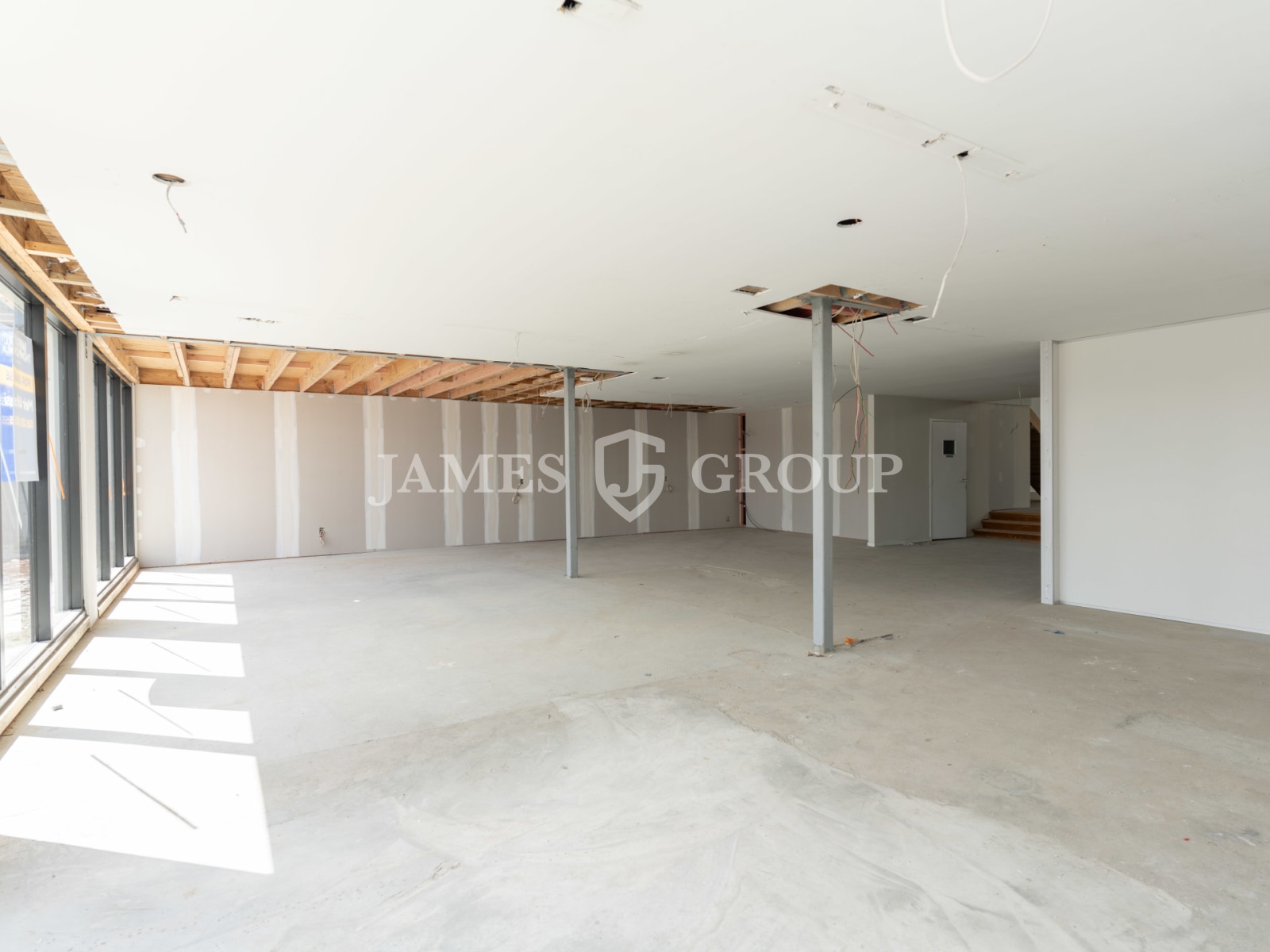 Refurbished Rosebank High Stud Warehouse