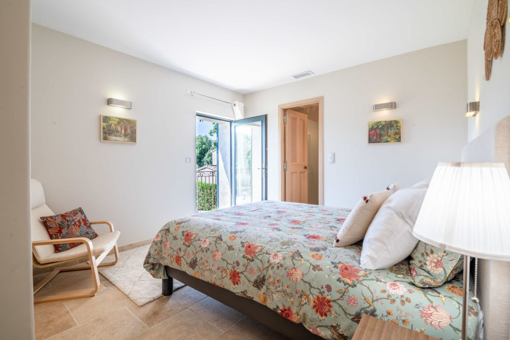 Photographs of Mas de Verlaine villa in Provence - Image 28 of 42