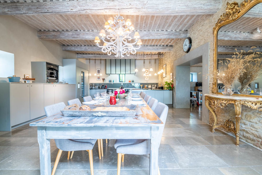 Photographs of Bastide de la Senancole villa in Provence - Image 11 of 52