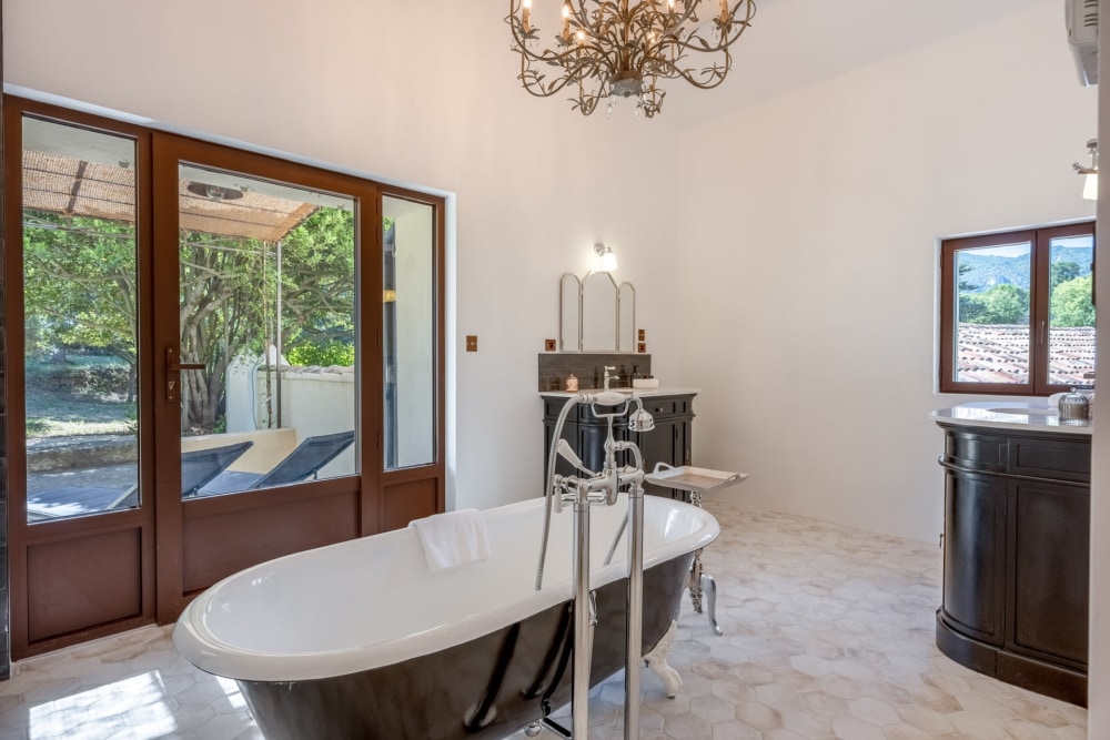 Photographs of New! Mas Tendresse villa in Provence - Image 15 of 28