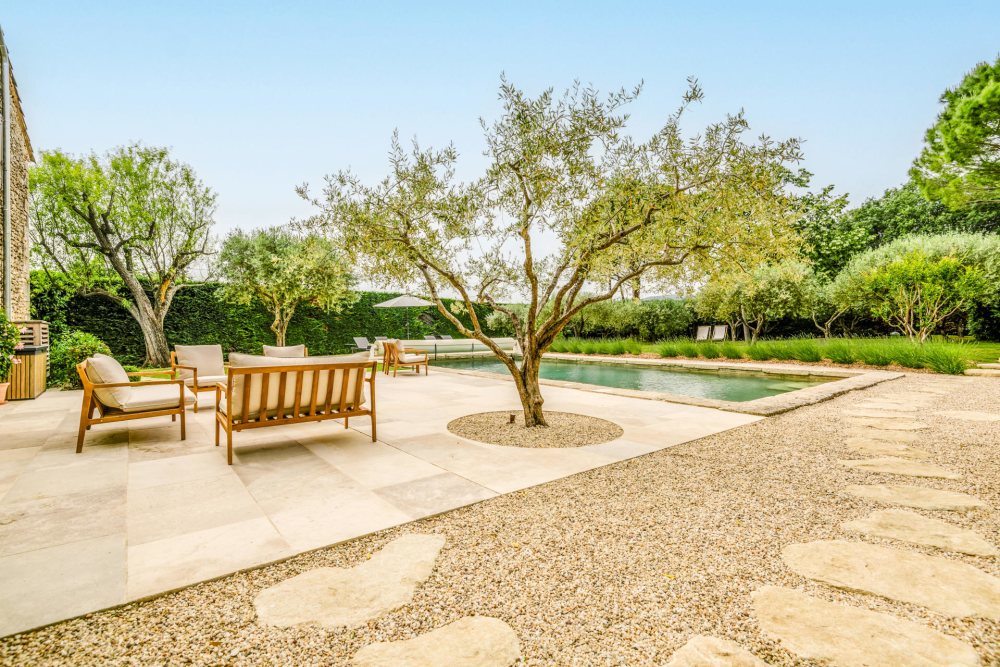 Photographs of Mas des Cinq Sens villa in Provence - Image 12 of 37