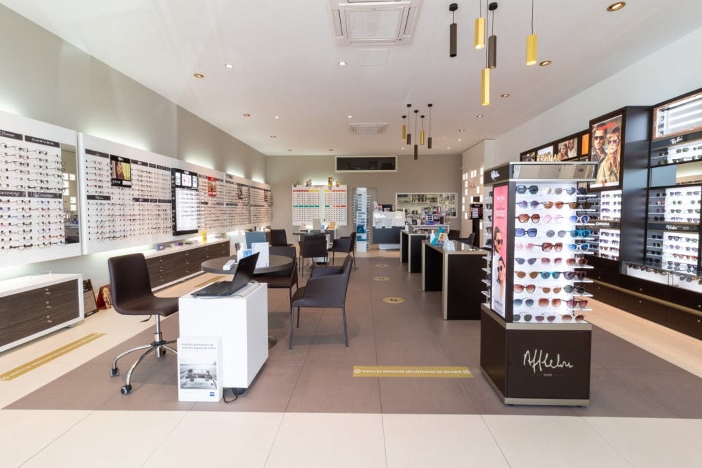 Magasin Opticien C.C. Intermarché - porte Sud 40100 DAX intérieur